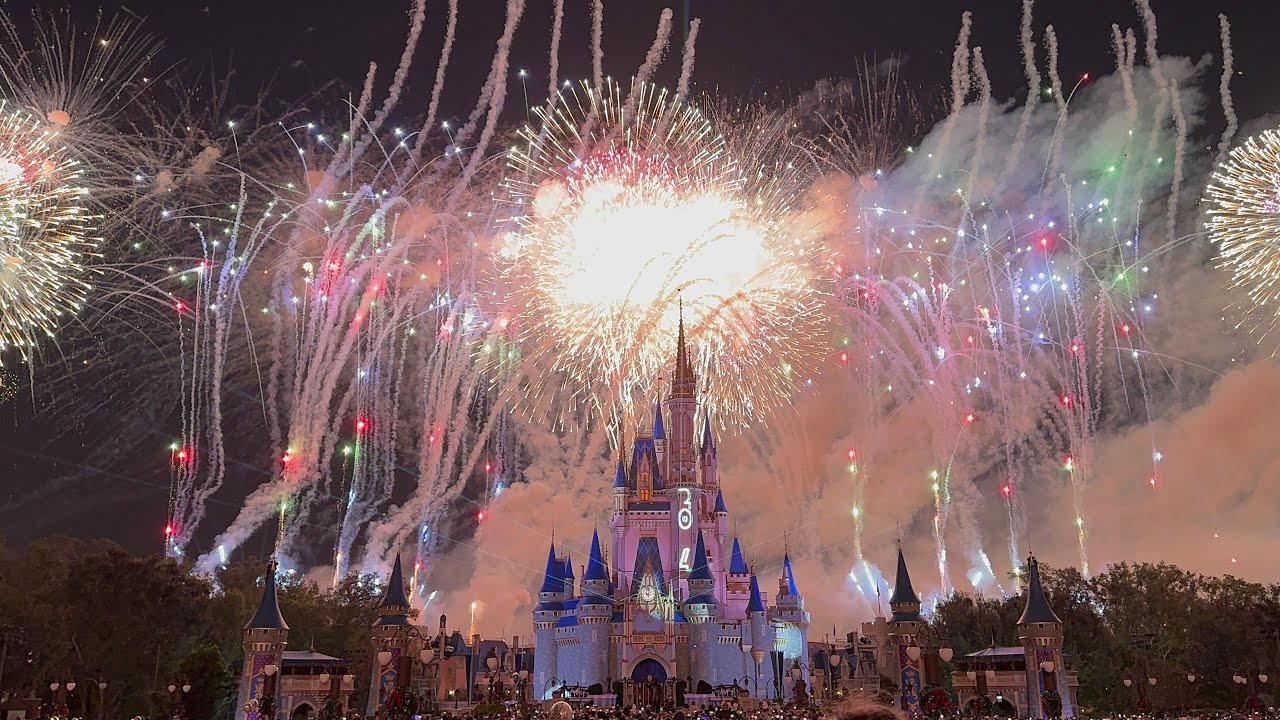New Years Eve Fireworks at Walt Disney World 2023-2024