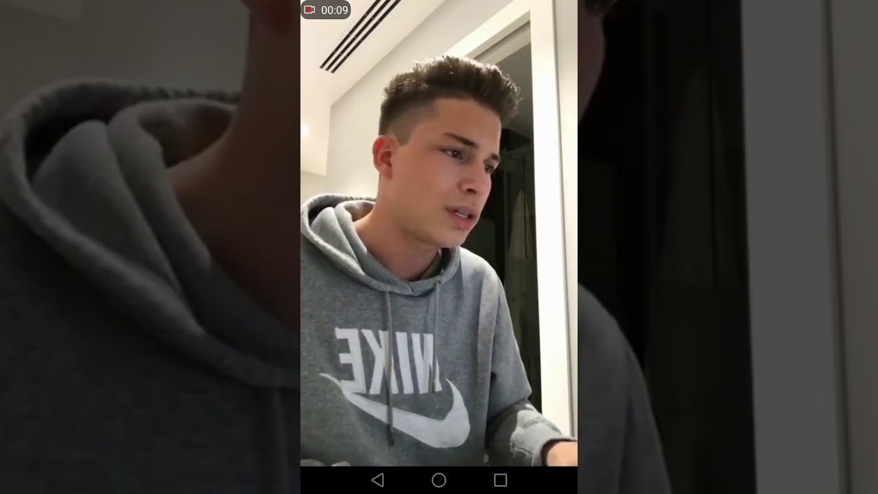 Raoul cantando ''Million Reasons'' antes de entrar a OT camera iphone 8 plus apk