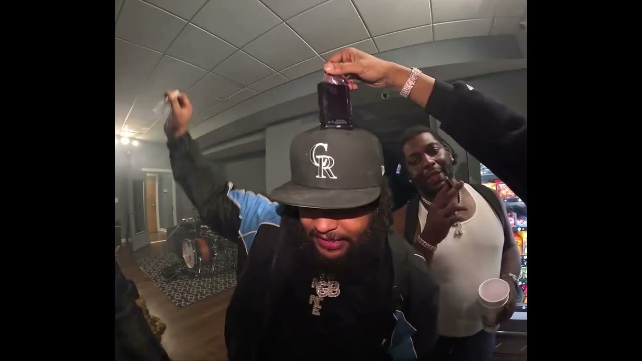 Rio Da Yung OG , Dc2trill , RMC Mike - CANT GO UNDER ( Instrumental  )