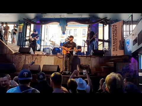 STEPHEN KELLY HUNT - "Summer Of '69" (Live, Kid Rock's HT R&R, Nashville, TN, May 2023 - MSV Prods).