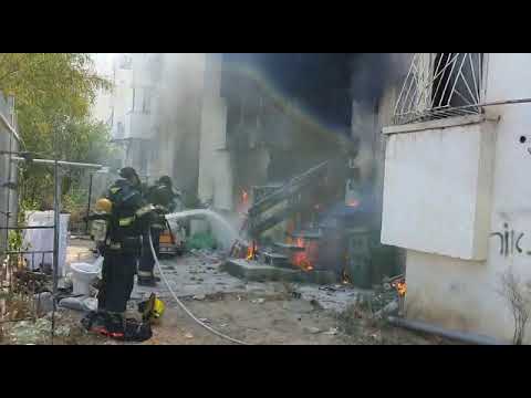 וִידֵאוֹ: איך להתמודד עם שריפה בבניינים רבי קומות