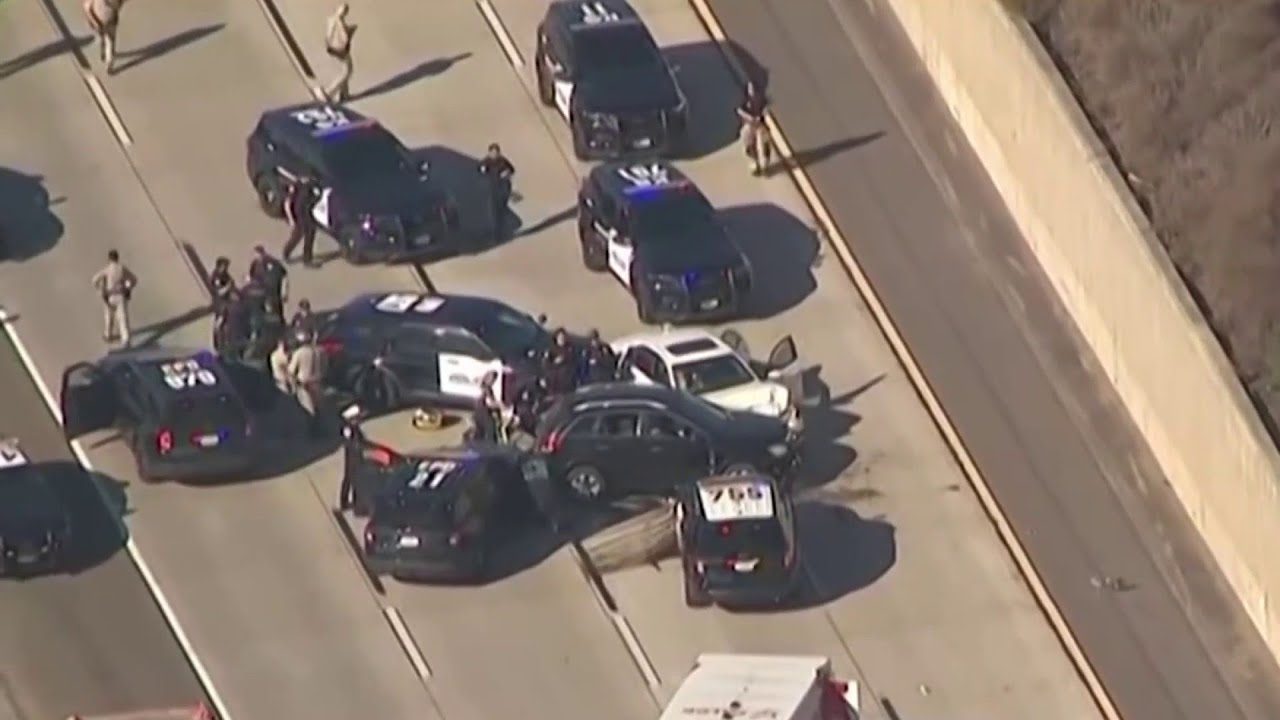 Pursuit and crash back up traffic on I-15 south in Miramar area | NBC 7 ...