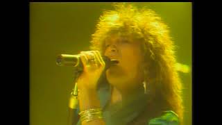 Bon Jovi / 1985.04.28 Shibuya Koukaidou, Tokyo, Japan - YouTube