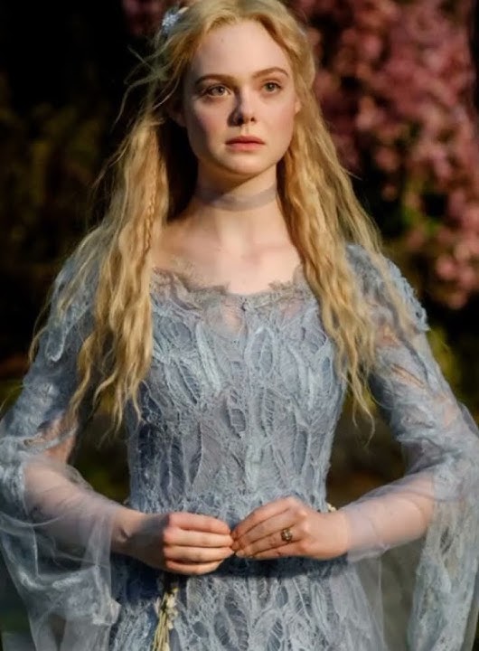 elle fanning as princess aurora in the movie maleficent