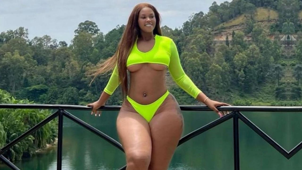 Tinah Bae plus size curvy model asmr fashion & lifestyle YouTube