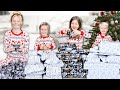 Christmas Morning Opening Presents! | Family Fizz