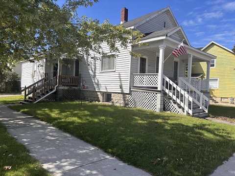 400 W Miller Street, Alpena, MI home video tour