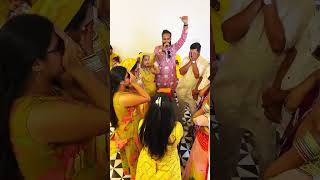 “Calm start… then chaos in the best way 💛🔥Haldi turned into a full vibe 🎤✨