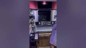 Christopher Martin - Guaranteed (feat Busy signal & Bounty Killer)