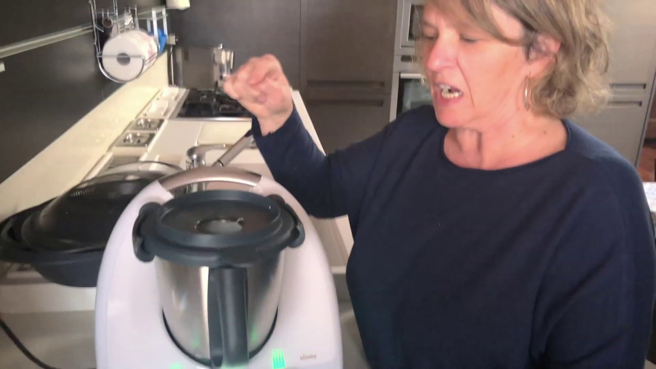 Panna montata in modalità manuale Bimby