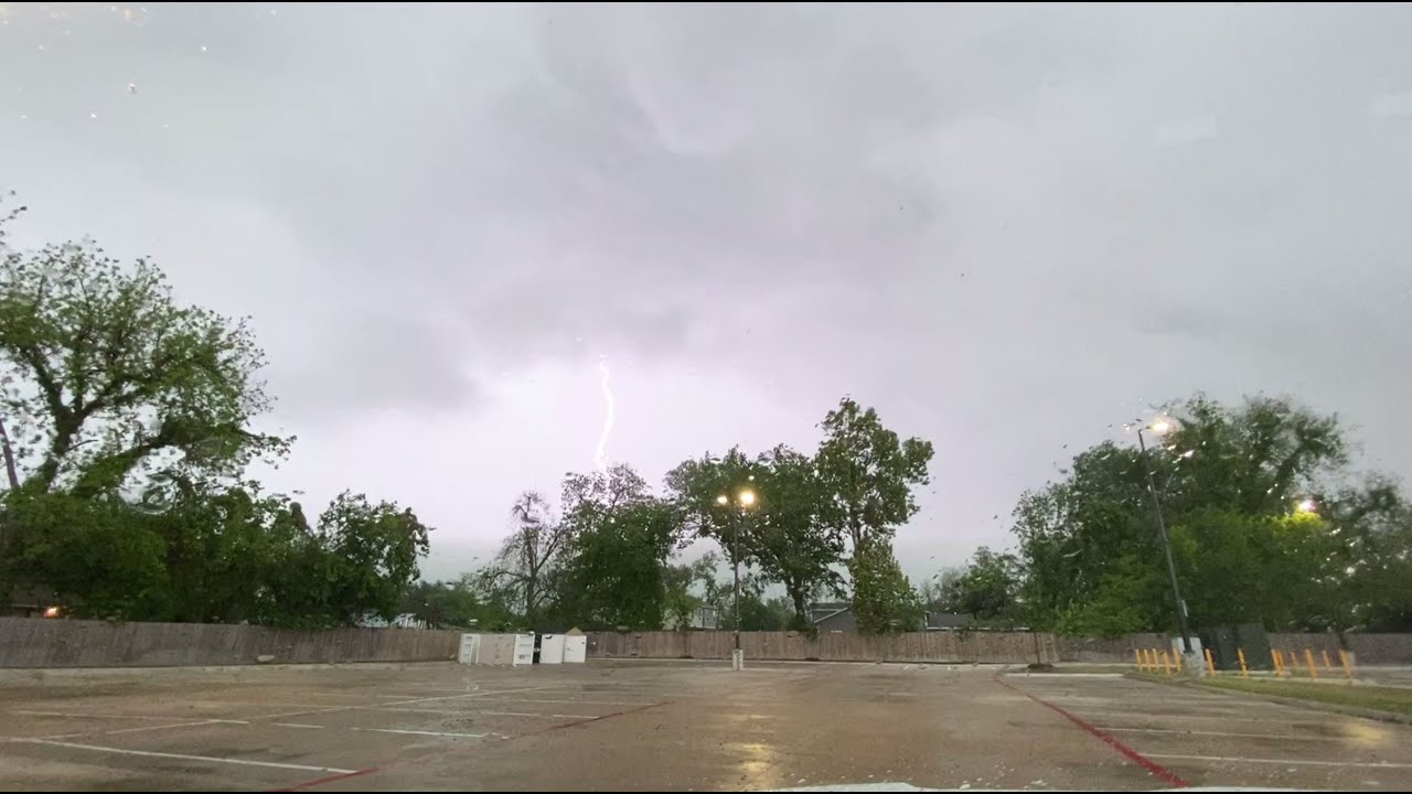 Raw video Big lightning strike in north central Houston YouTube