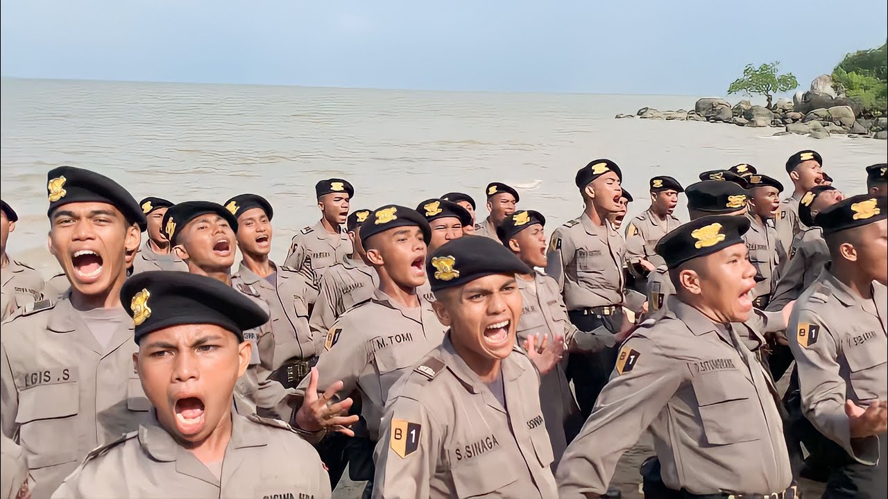 HIKING 45 KM SISWA DIKTUKBA POLRI GEL. II T.A. 2023 SPN POLDA KEPRI