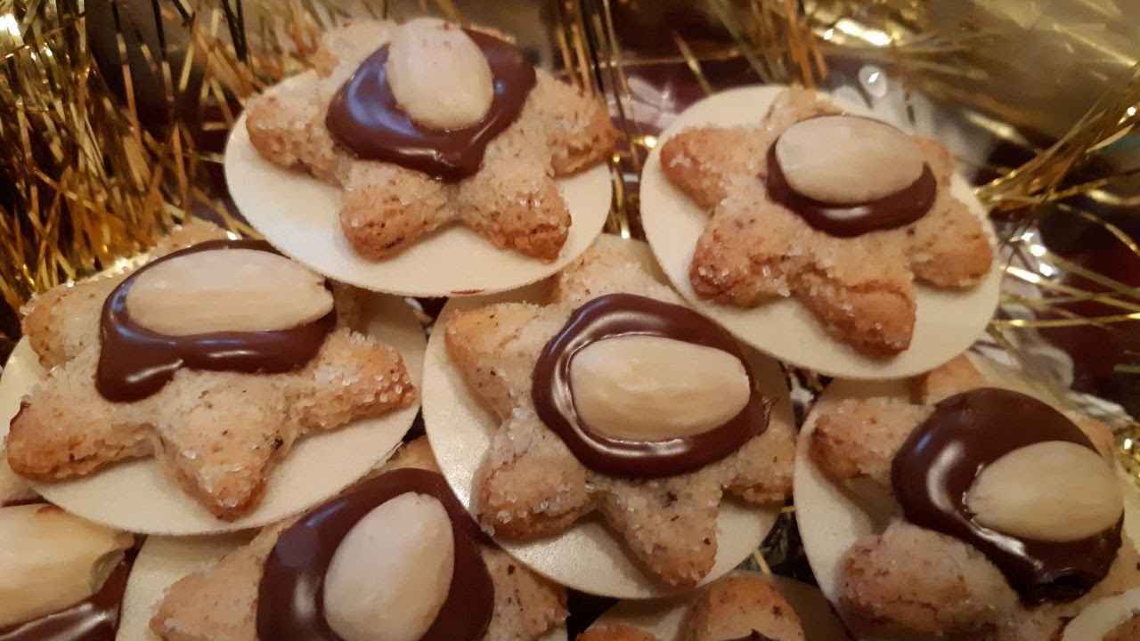 Süße Nusssterne/ Sweet nut stars