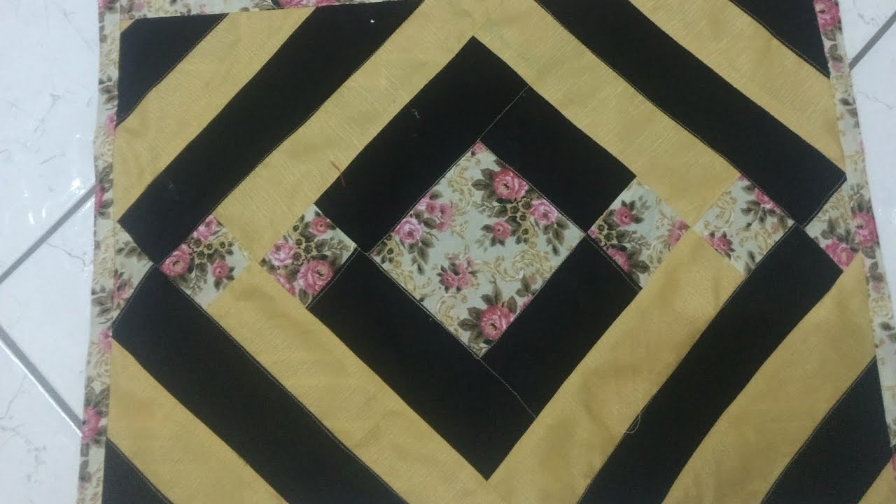 TAPETE DE TIRAS COM TECIDOS -(15)