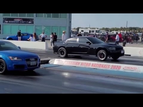 Charger Hellcat Vs Audi TTRS 1/4 Mile Drag Racing