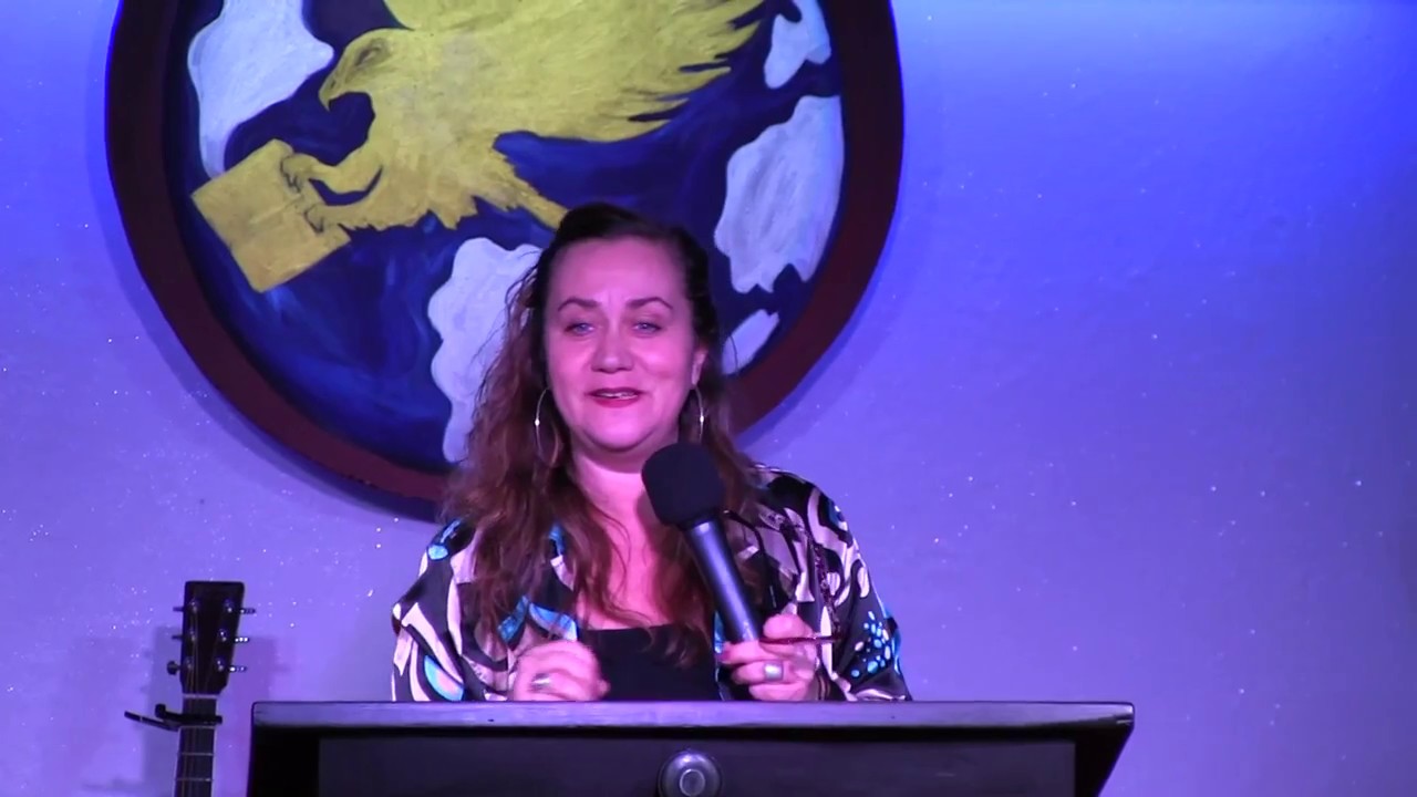 1. Geliebt, Geliebt, Geliebt - Rafaela Irvin