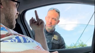 1st Amendment Audit—Gives cop the middle finger—Gets pulled and ticketed—Commerce Ga. Violated