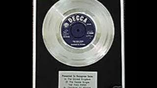 Crispian St Peters Sings 'But She's Untrue.'