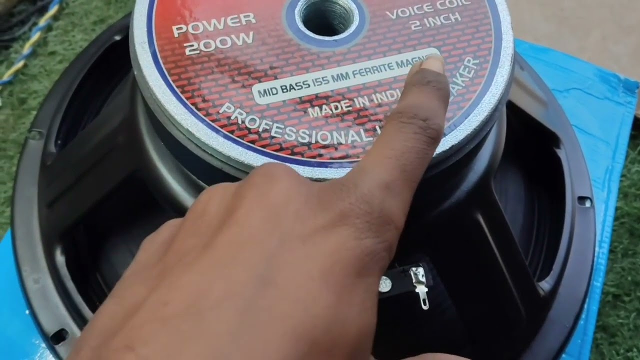 12" 155 magnet 250 watt RMS power speaker in out voice coil oudio pro|