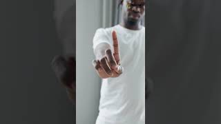 Are Default Apps a Practical Joke | Watch @TweakLibrary  #Shorts screenshot 4