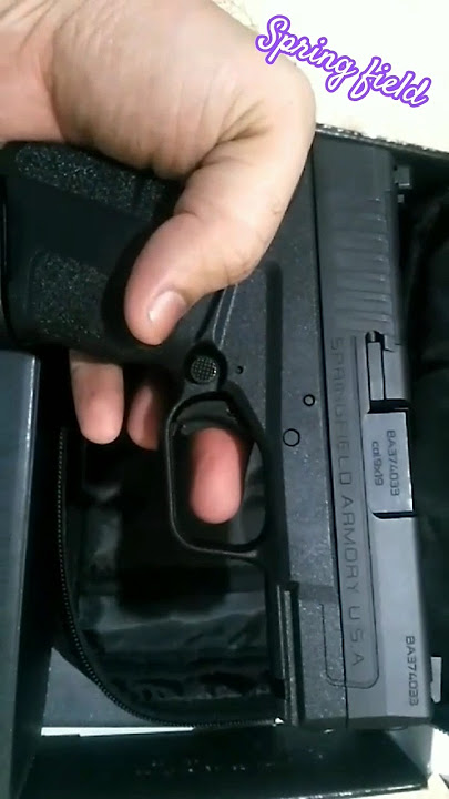 9mm pistol USA spring field #shorstvideo#springfield #viral #9mm #youtubeshorts #shortsviraltips#usa