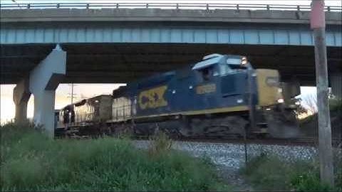 Mentor Ohio Oct 2016 - ALL 6 EMD Lead Freight - CSX #6939 & 6920, ROAD SLUG 2316 & 2285 & SD70MAC