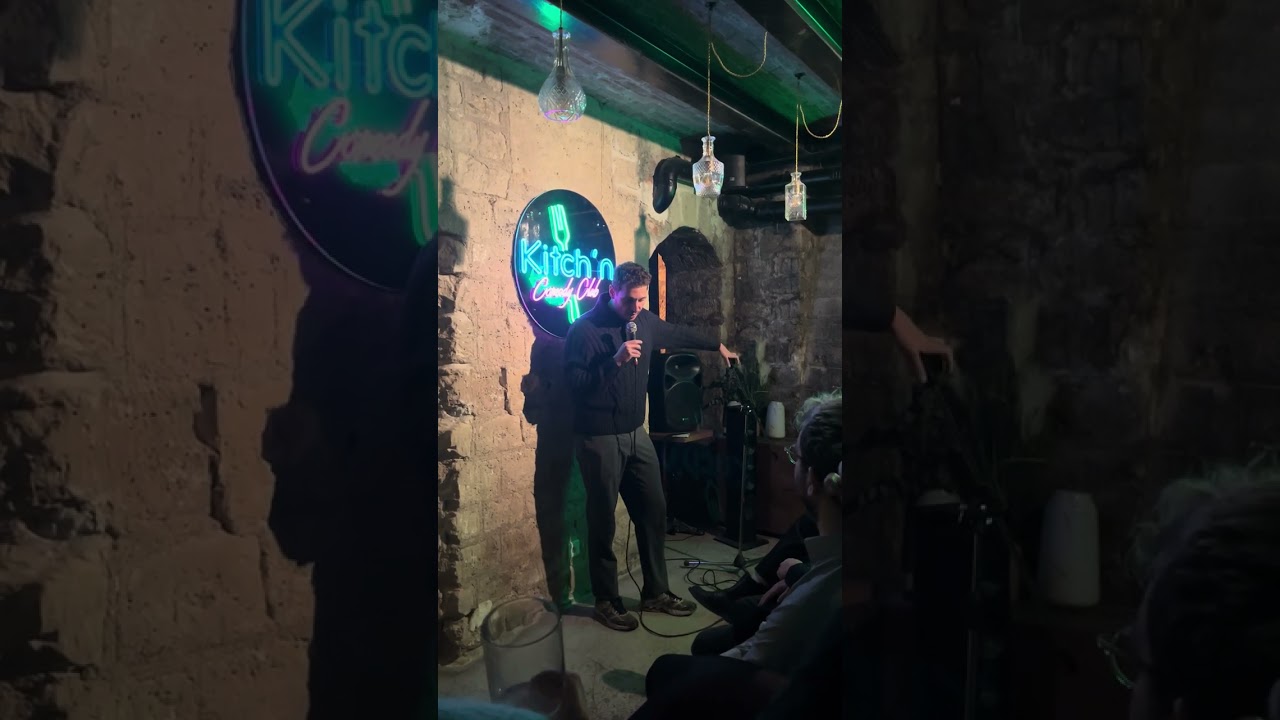 Standup au Kitchn Comedy Club
