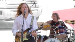 Try Your Love On Me - Chris Duarte at the 2016 Dallas International Guitar Show