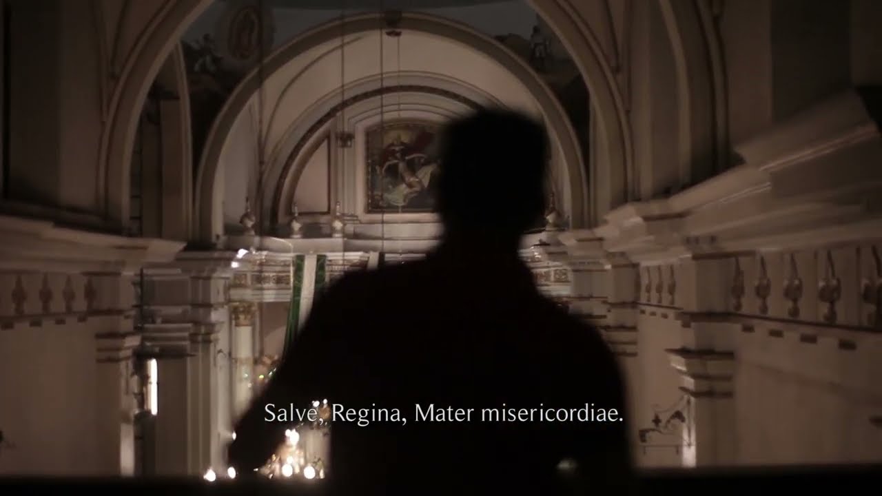 Salve Regina (en Latín con letra)- El coro de la Parroquia de San Francisco de Asís de Tepatitlán.