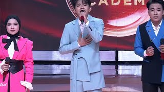 BEST IMPROVISATION COLLABORATION IKHWAN, SAHWAN, & ZHIFANNA CUKUPLAH CINTA D'ACADEMY 8 TOP 31 GRO...