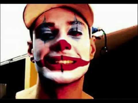 Fabri Fibra - Non Piove (ft  Vacca)