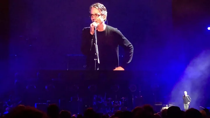 Stone Gossard & Lily Cornell Silver's speach follo...