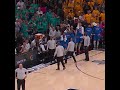 Isaiah Joe fakes leaving the bench 😂