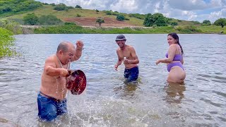 Pililiu Flagra Sobrinha Chamegando Com O Vaqueiro No Açude Pililiu Da Resenha