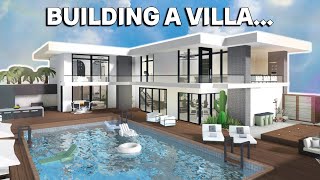 BUILDING A VACATION VILLA In BLOXBURG