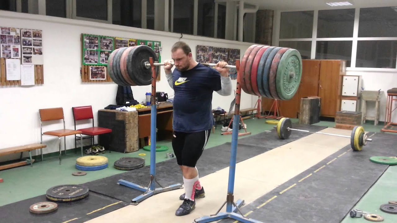 Jiri Orsag 320kg back squat RAW - YouTube