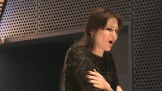 Olga Zhuravel Maselli. Sola, perduta, abbandonata. Festival di Napoli