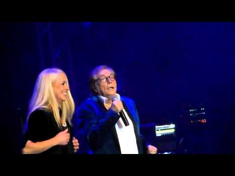 Nino D'Angelo - Vieneme Nzuonno
