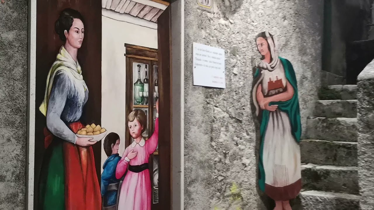 Padula - Passeggiando nel borgo antico."S. Agostino"