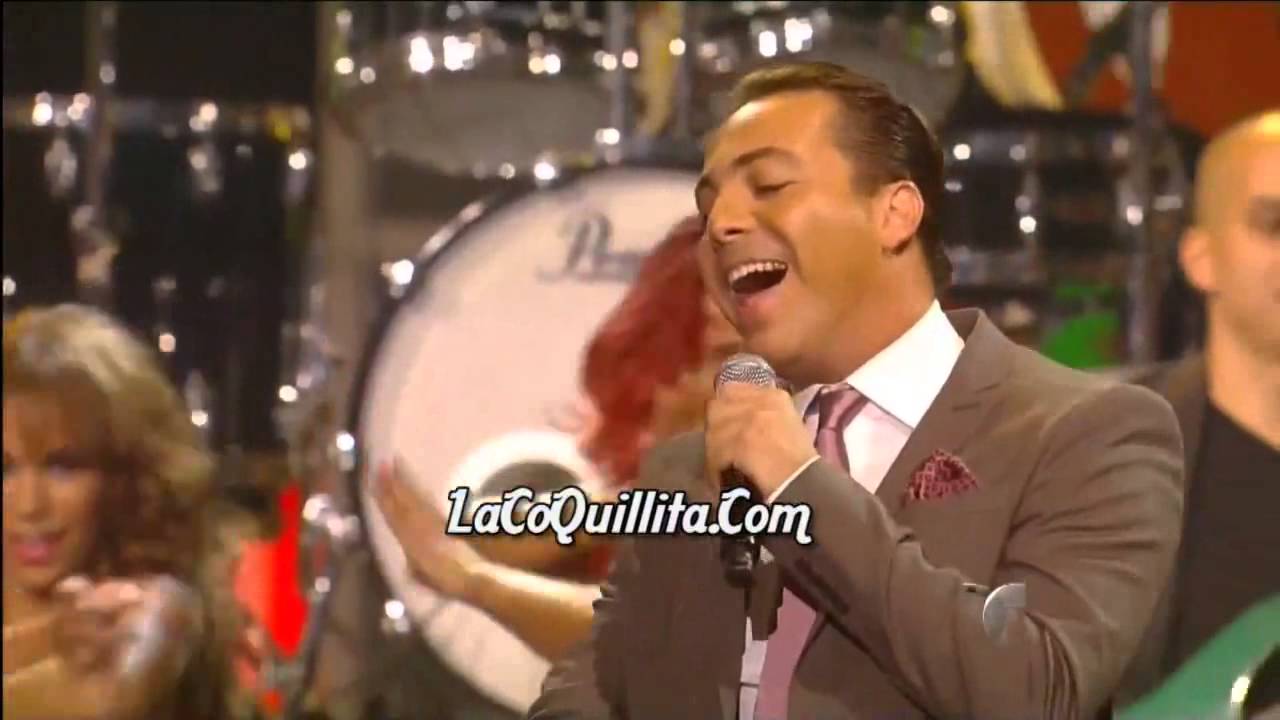 ★Cristian Castro ❤ Premios Tu Mundo 2013 ❤ Volver Amar★