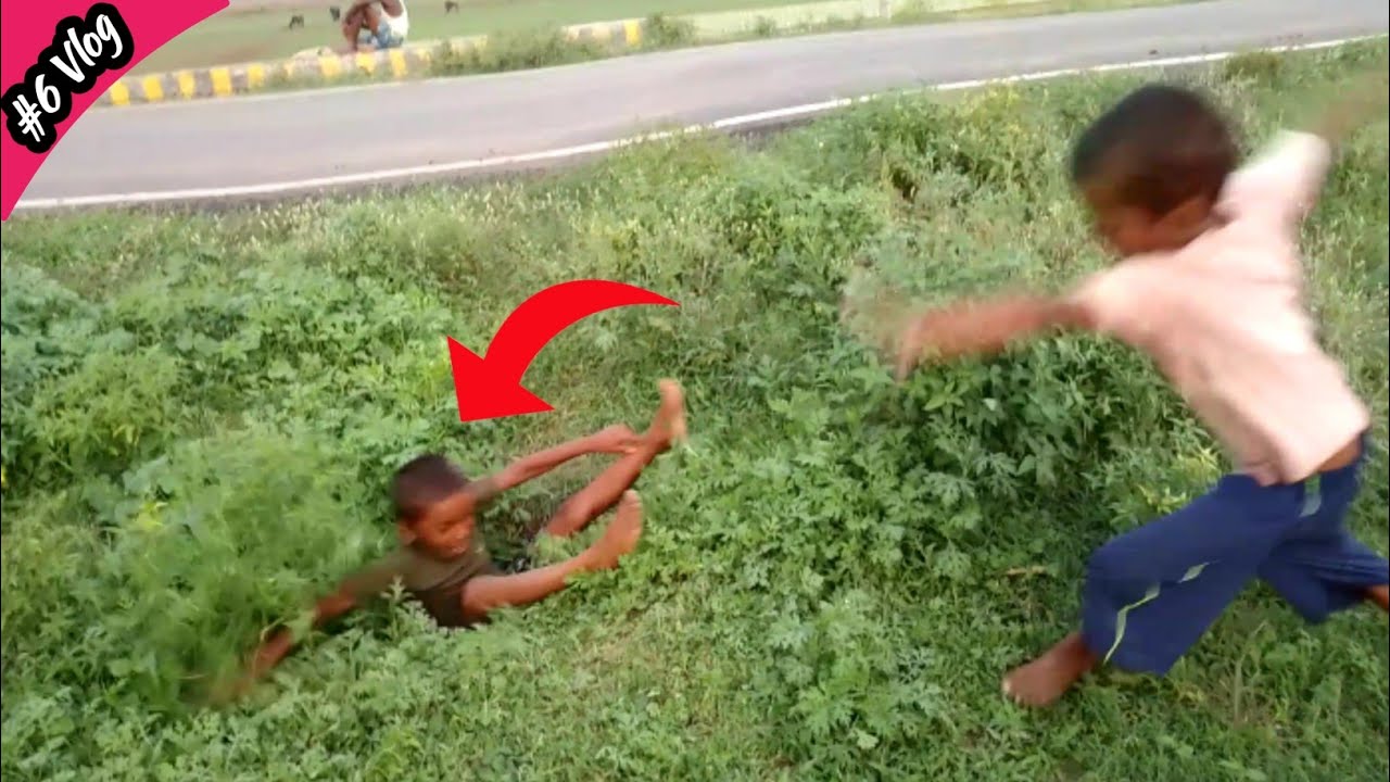 Ye kaha gir ke fas gya 😂😀