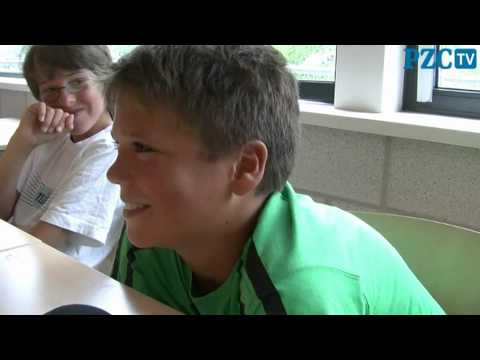 Video: Eerste Stappen In Het Schoolleven