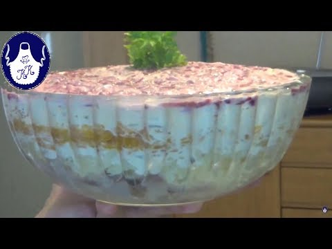 Video: Wie Man Mimosensalat Mit Hering Macht