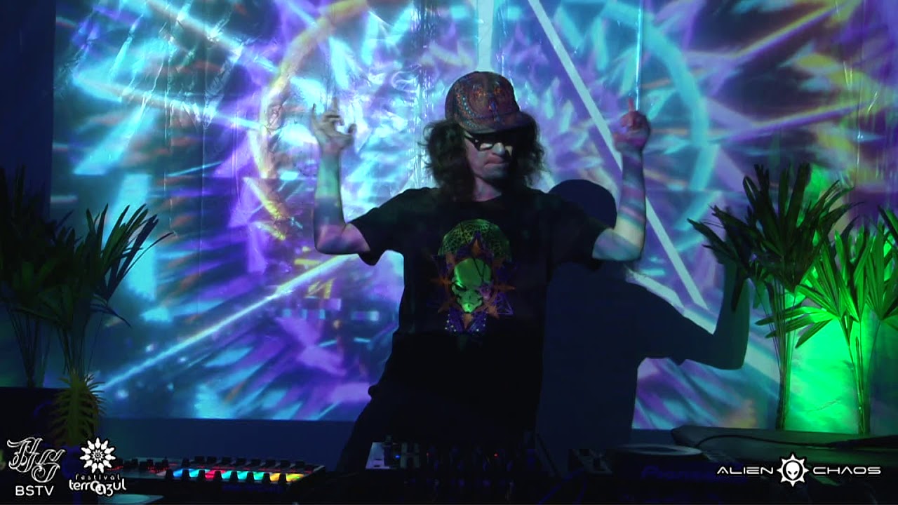 Alien Chaos @ Terra Azul & BSTV Show Case - Curitiba PR