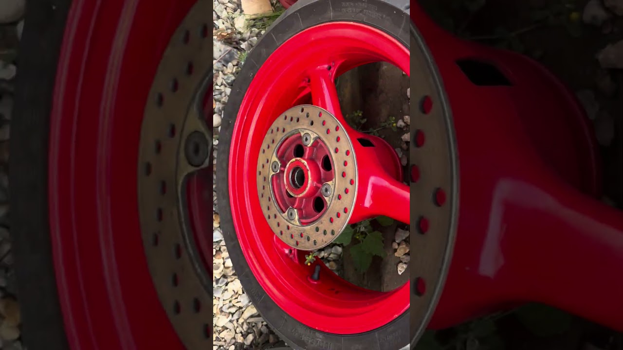 Kawasaki ZX6 Walkaround - YouTube