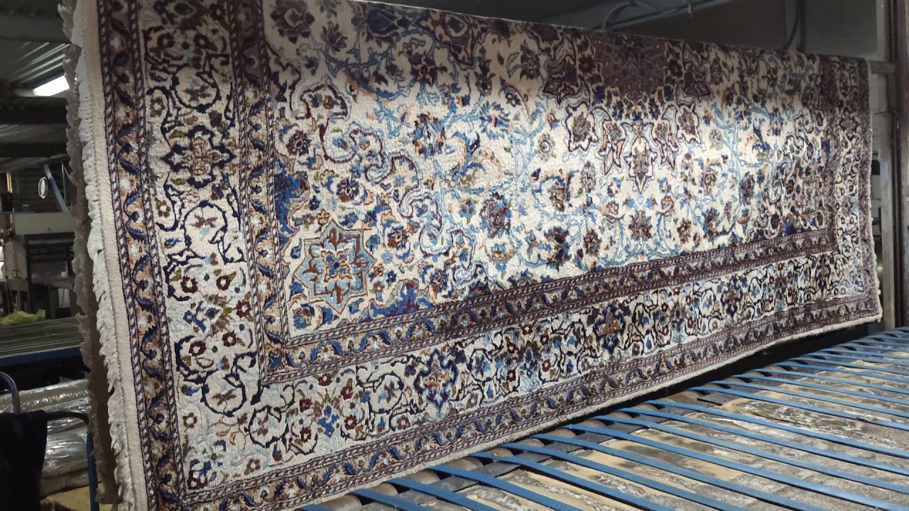 Lavado profesional de alfombras en Madrid - YouTube