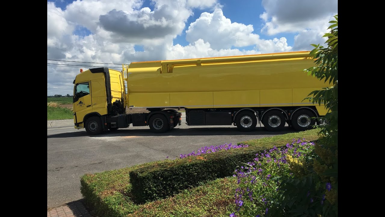 LAMBRECHT TRAILERS: MOVE SMART WITH THE SMART TRAILER FOR DRY BULK GOODS