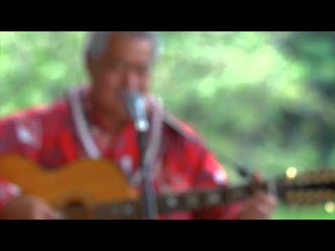 George Kahumoku, Jr. - Ke Welina A Kealoha (HiSessions.com Acoustic Live!)