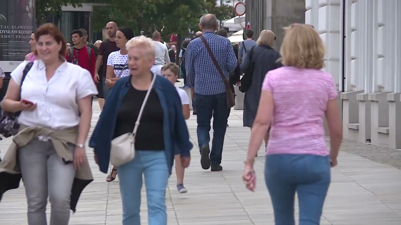 Mass Layoffs at Poland's PKP Cargo: Over 4,000 Employees Face Unclear Future