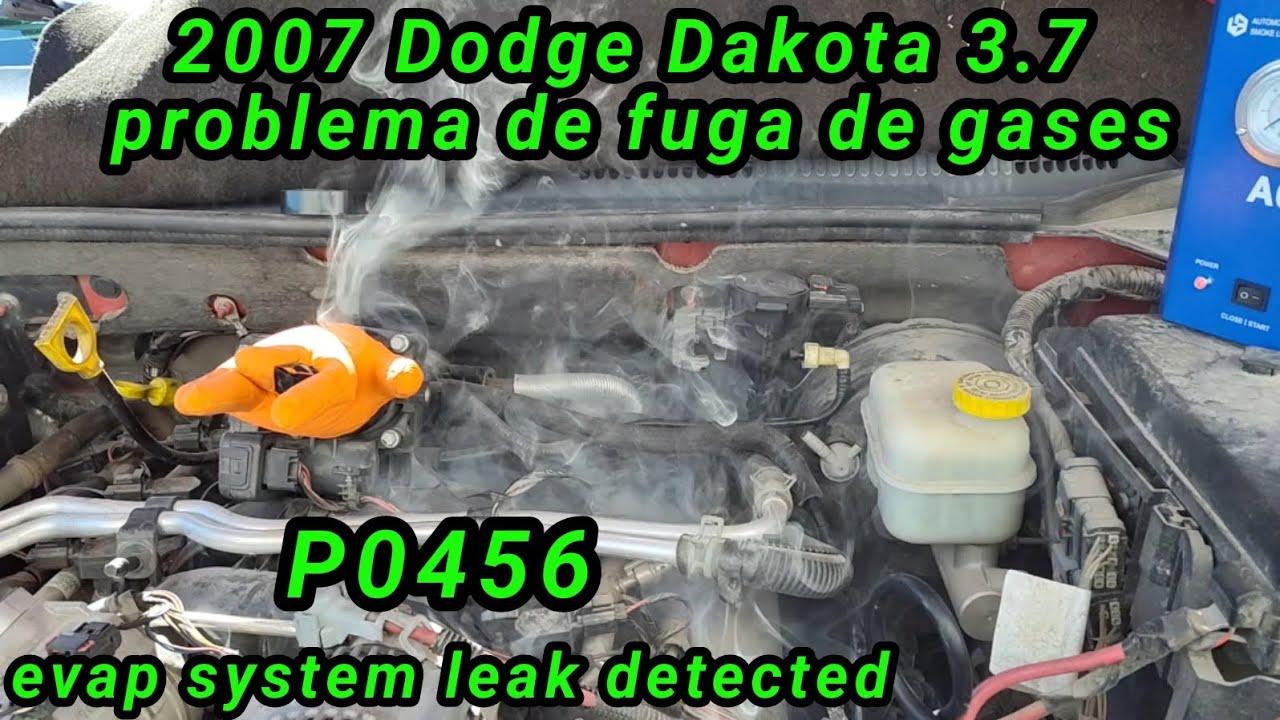 2007 Dodge Dakota 3.7 P0456 Así podemos revisar un problema de fuga de gases ( evap system leak )